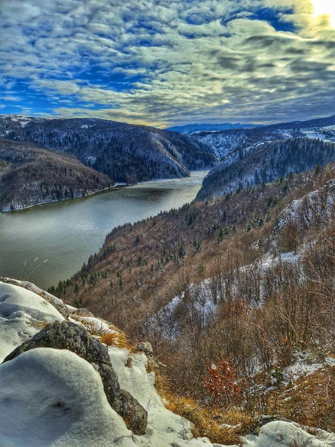Log Cabin Uvac Nova Varoš Zewnętrze zdjęcie